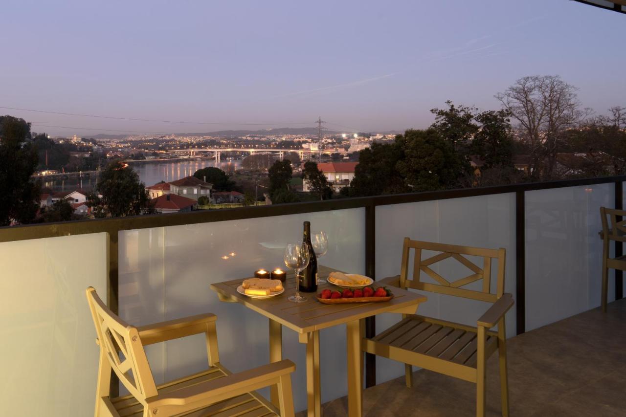 Host Wise - Luxurious Impressive Apartment - Balcony And Pool Vila Nova de Gaia Luaran gambar