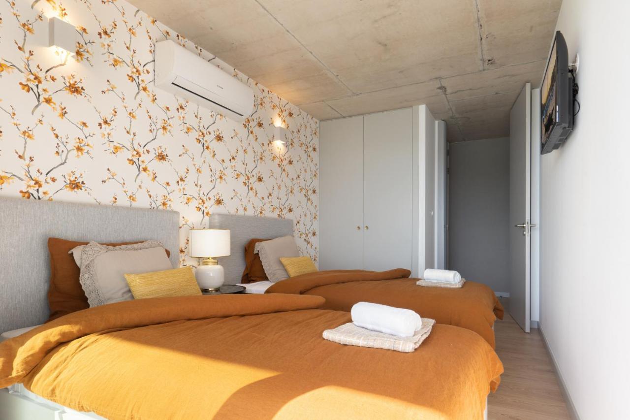 Host Wise - Luxurious Impressive Apartment - Balcony And Pool Vila Nova de Gaia Luaran gambar